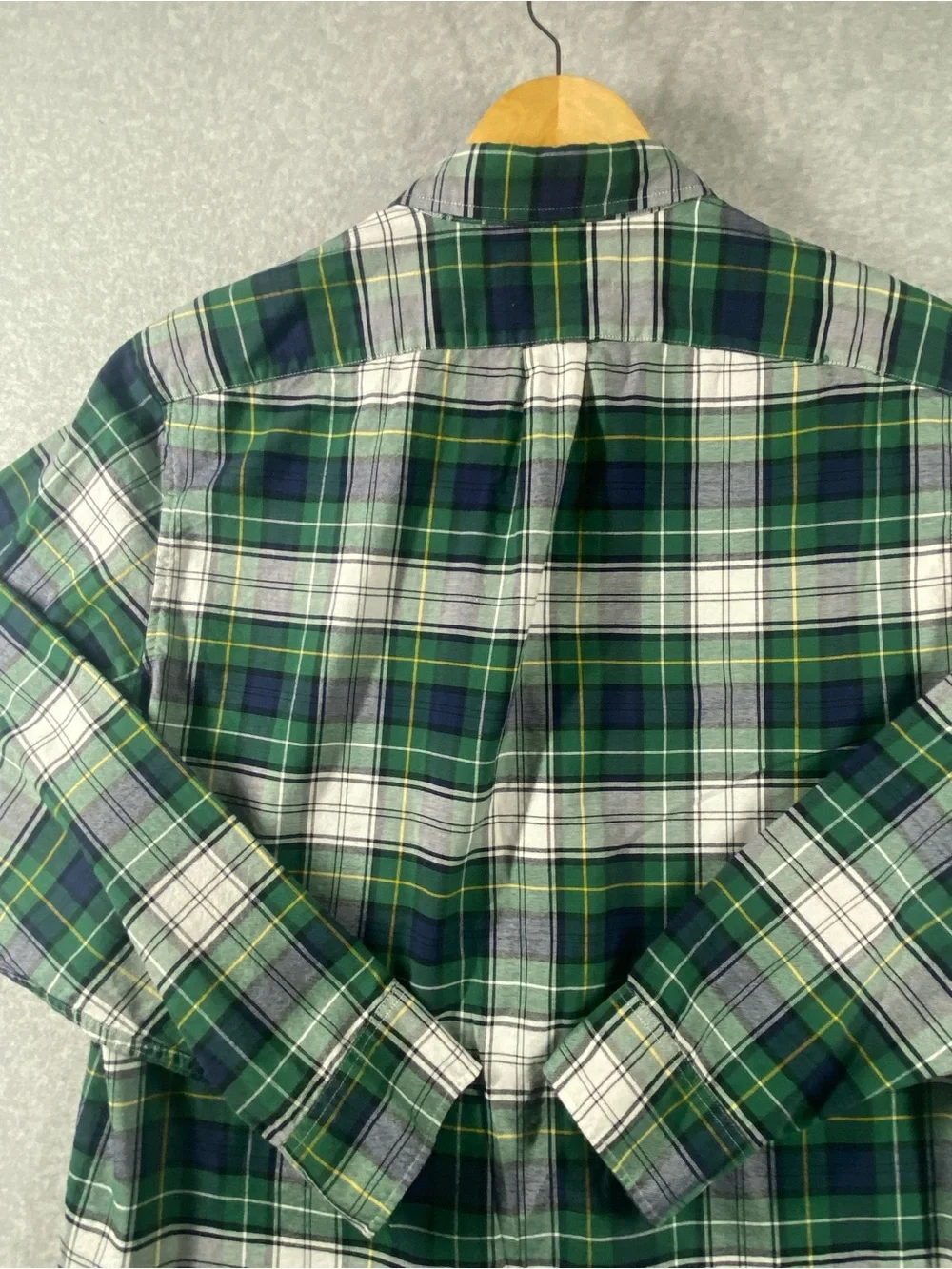 J. Crew shirt men’s XL slim fit green The broken Oxford organic cotton long slv.